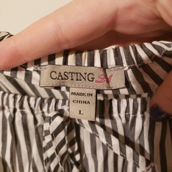 Off the shoulder Pinstripe Blue and White Top - Picture 3 of 6